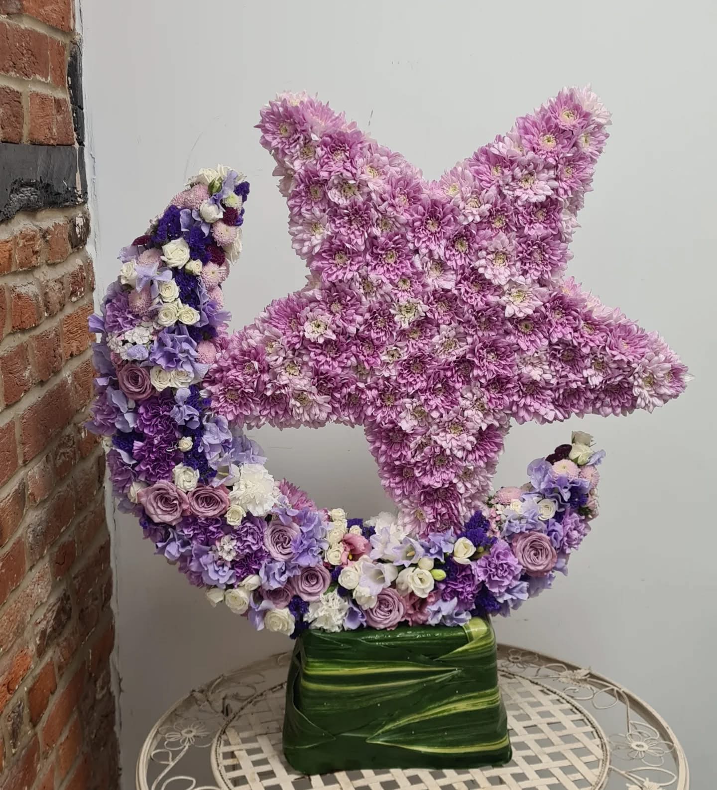 Custom Funeral Flowers for Mum